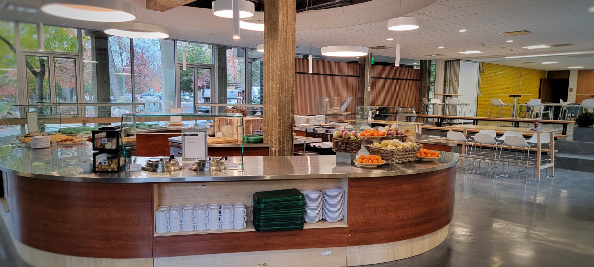 Stuart Country Day marketplace with fresh food