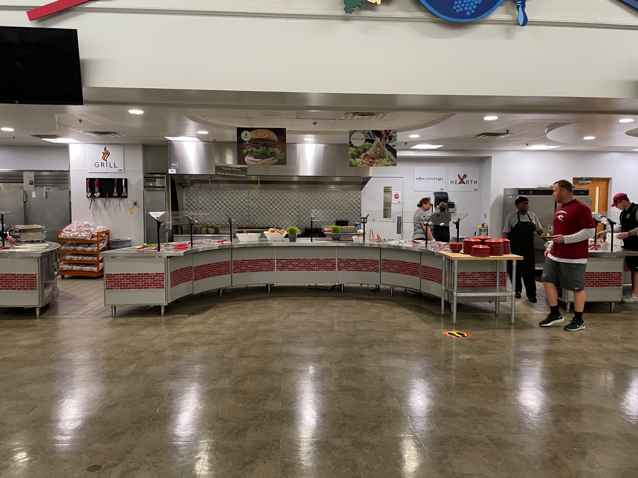 University of Indianapolis servery before renovation